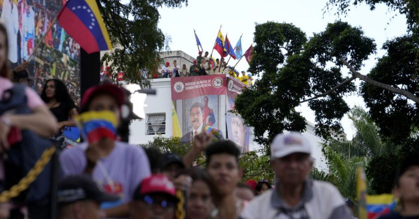 Maduro, WhatsApp’ı telefonundan sildi ve X’i 10 gün süreyle yasakladı