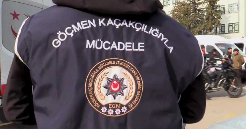 Ağrı'da 3 bin 333 düzensiz göçmenin ülkeye girişi engellendi