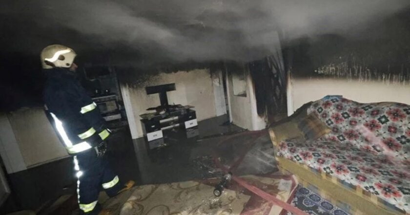 Van'da ev yangını faciası: 1 kişi dumandan zehirlenerek hayatını kaybetti – Son Dakika Türkiye Haberleri