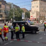 Stuttgart, Almanya’da kalabalık arasında dalmış bir araç … yaralanan birçok kişi var