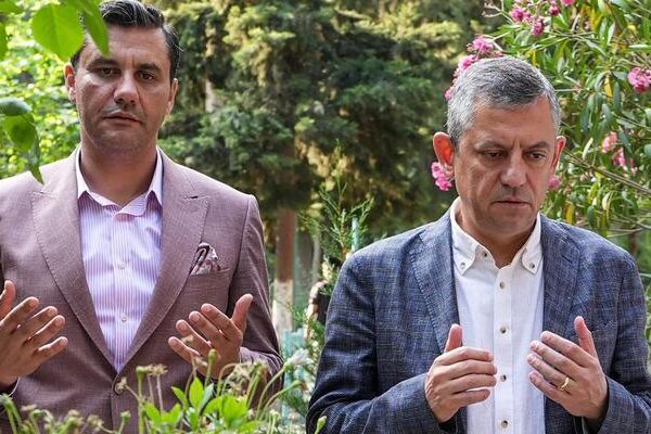 CHP Genel Başkanı Özel’den Ferdi Zeyrek için başsağlığı mesajı! “En yakınımızı, en iyimizi, en çalışkanımızı yitirdik”