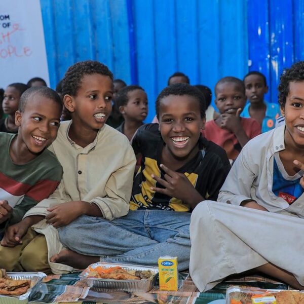 Somalililer zor günlerinde kendilerini yalnız bırakmayan Türkiye’ye müteşekkir