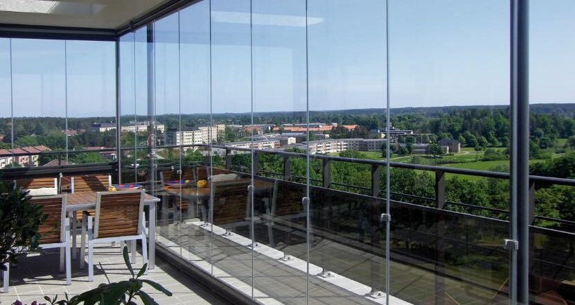Cam balkon firmaları arasında fark yaratan sistemlerle yaşam alanlarında dönüşüm