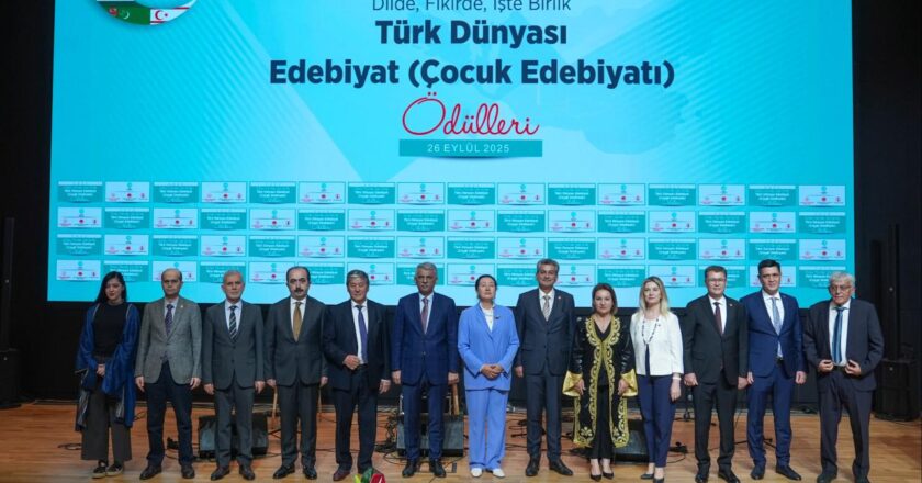 “Dilde, Fikirde, İşte Birlik Türk Dünyası Edebiyat Ödülleri” töreni düzenlendi
