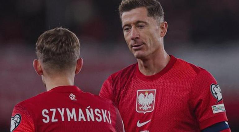 Sebastian Szymanski yıldız oldu, Polonya kazandı