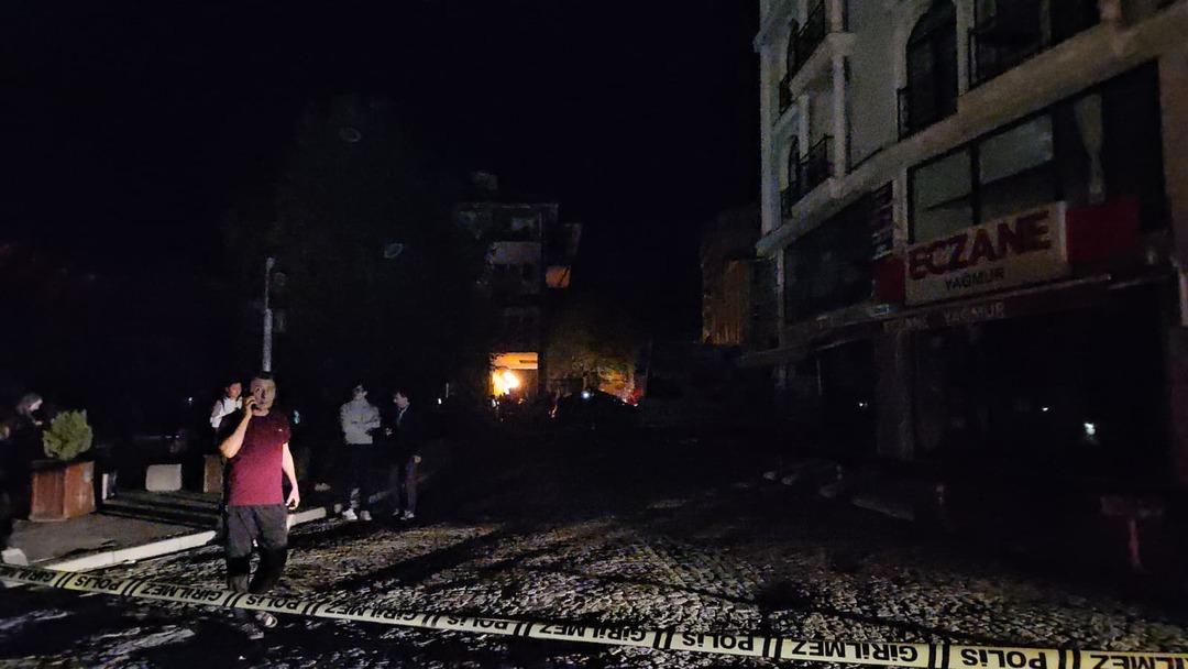Son haber: 6,1 büyüklüğünde deprem, korku! İstanbul'da hissedilen depremin merkez üssü Balıkesir 8