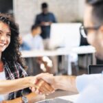 Gençler İçin Özgürlük ve Kazanç: Hayatın Temel Taşları